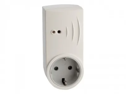 4-Noks Smart Plug RC Wireless pass-through socket up to 13A Standard EU (Schuko)